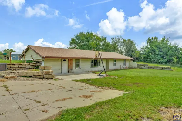 14066 S RD, Mayetta, KS 66509