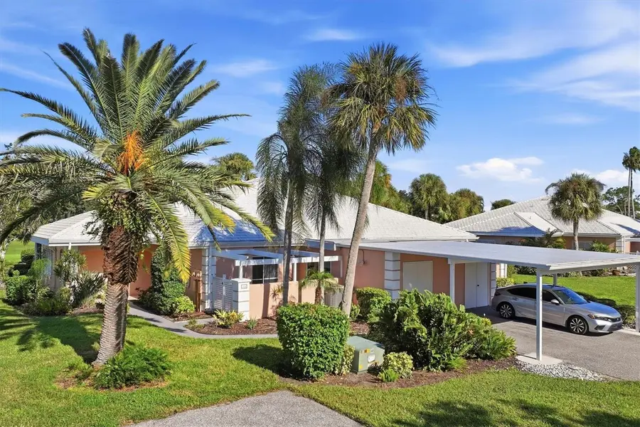 308 CERROMAR WAY N #19, Venice, FL 34293