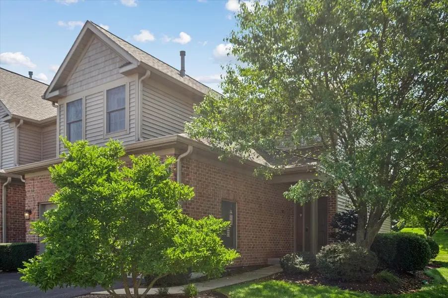 1022 Inverness DR, Antioch, IL 60002