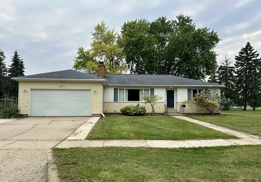 104 N RESERVE AVE, Fond Du Lac, WI 54935