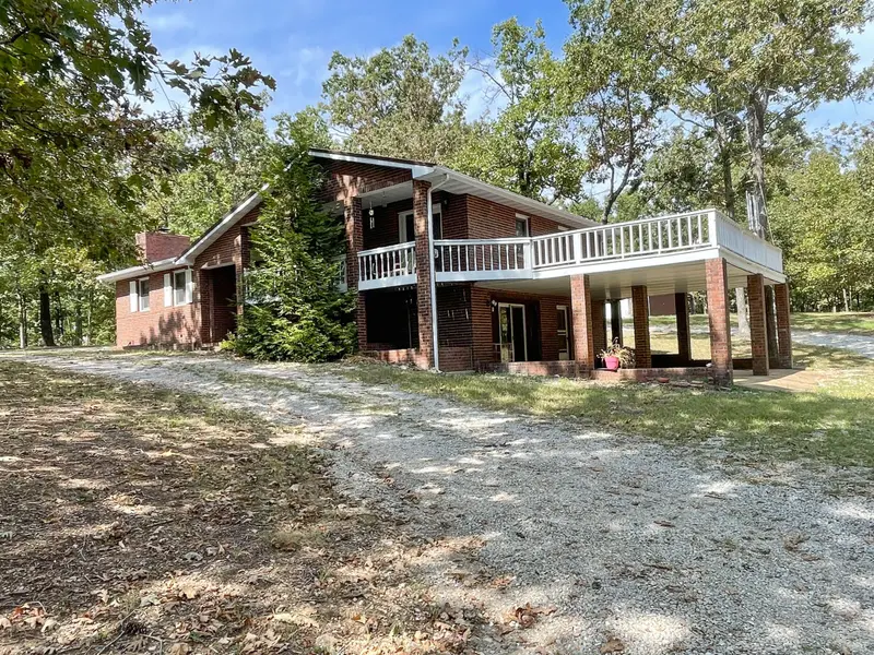 1218 Fox Circle DR, Mountain View, MO 65548