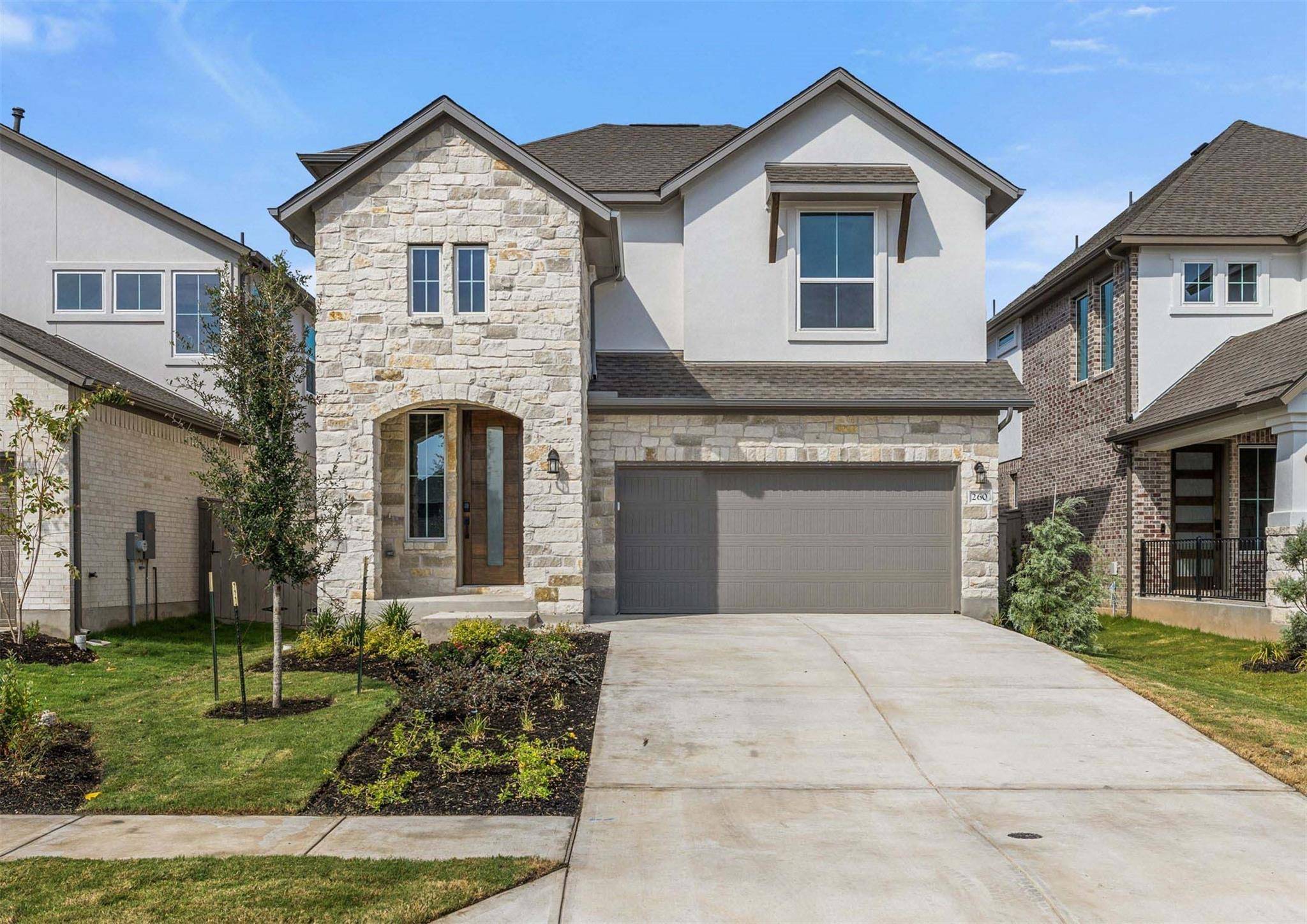 260 Bloomington Loop, Hutto, TX 78634