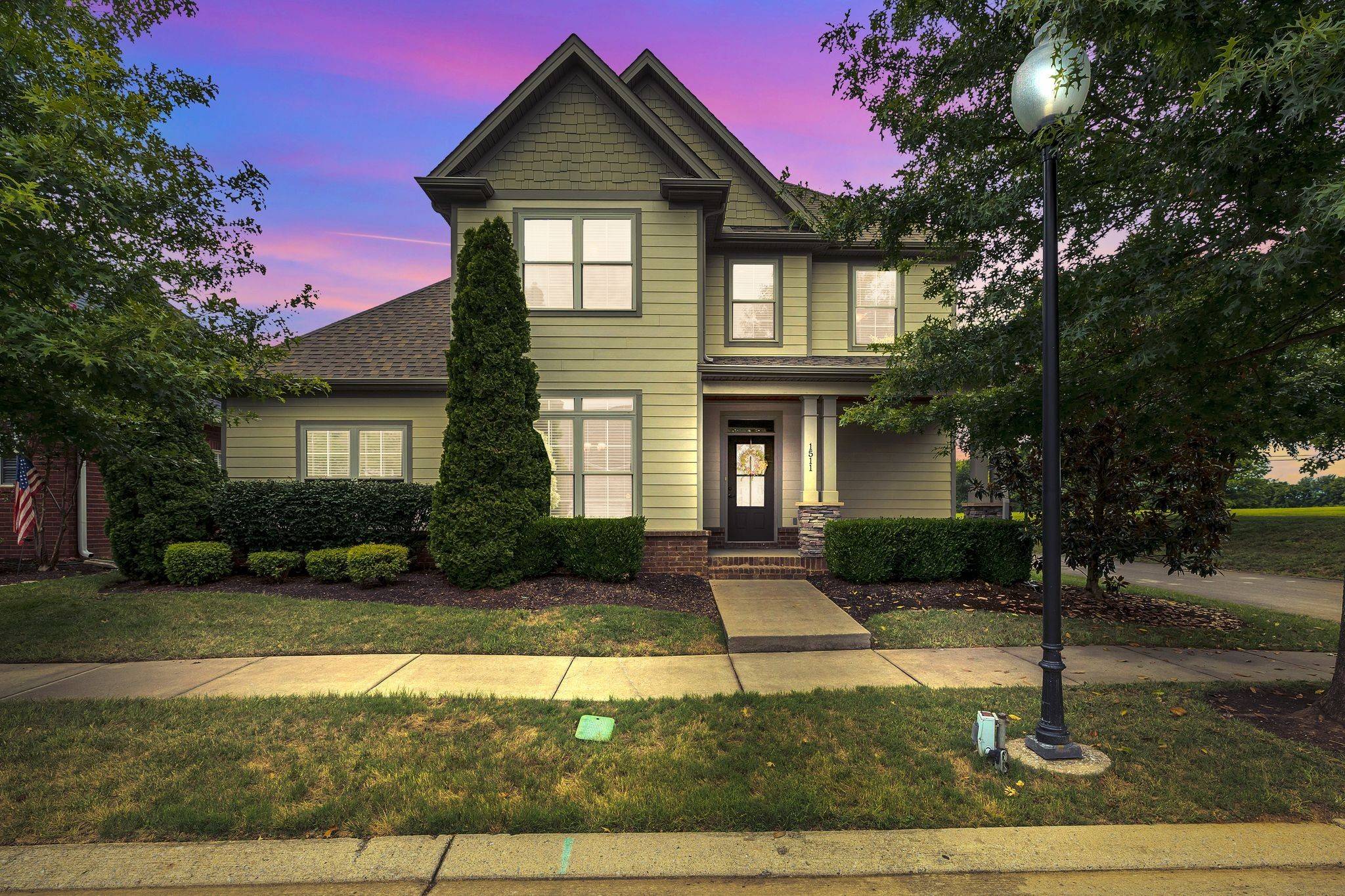 1511 Stokesly Dr, Murfreesboro, TN 37128