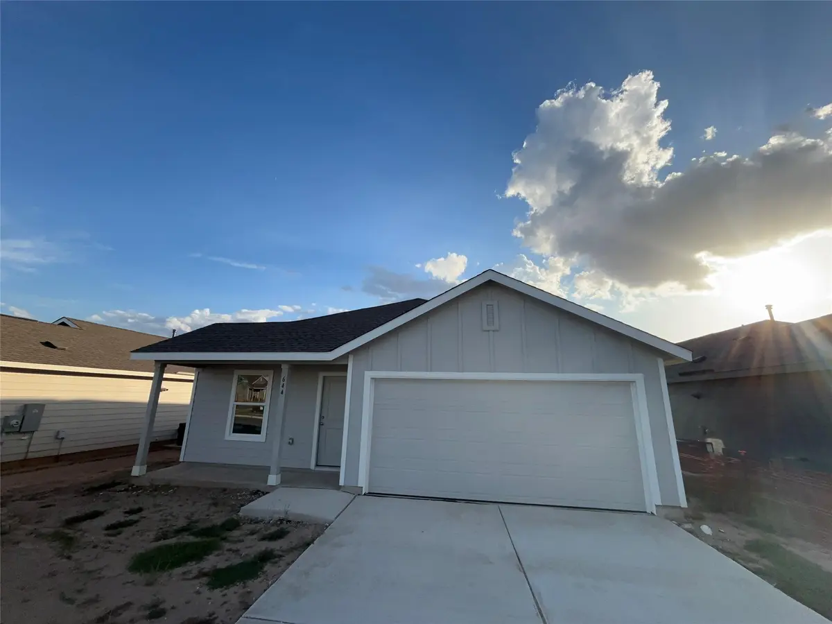 644 Whoopers LOOP, Kyle, TX 78640