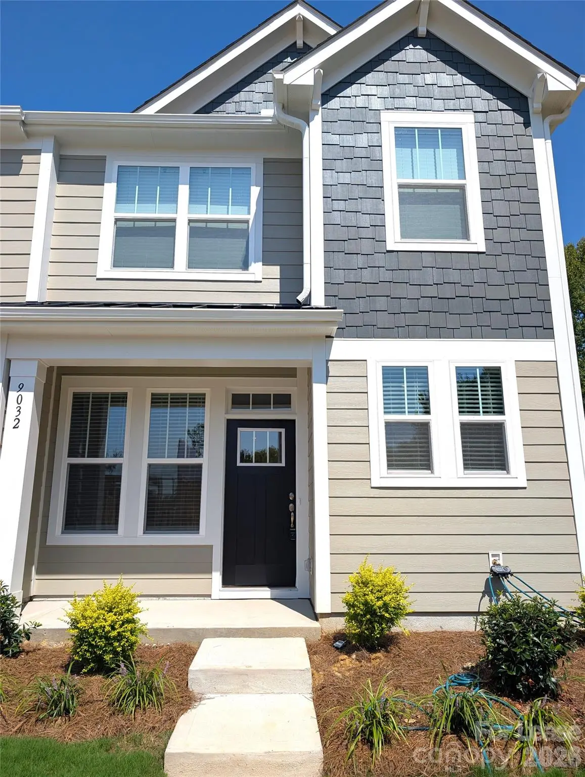 9032 Gulledge CT, Charlotte, NC 28262