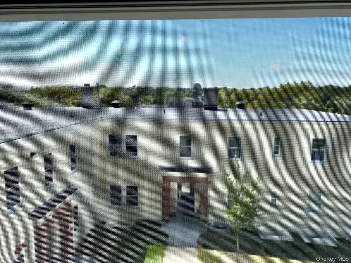 120 E CENTRAL AVE #A-5, Pearl River, NY 10965