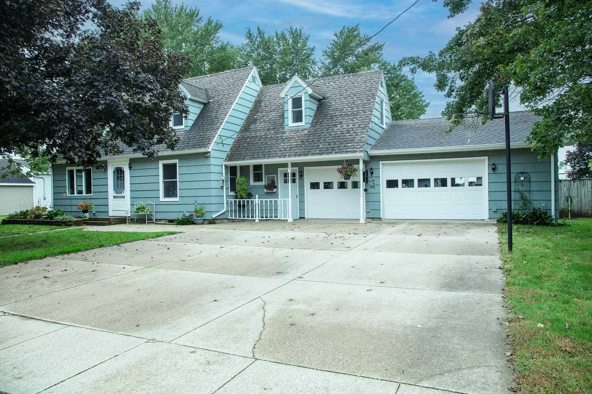 77 Monroe ST, Nashua, IA 50658