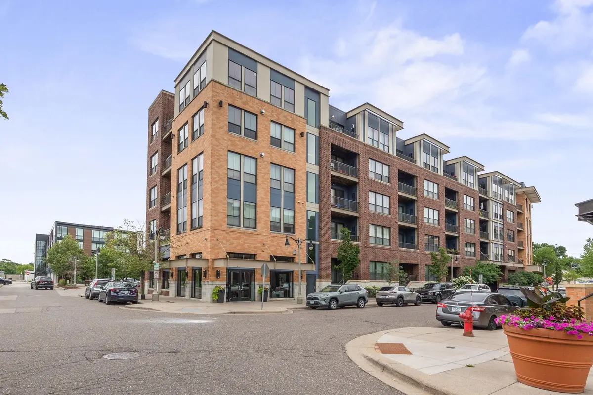 4525 Park Commons DR #216, Saint Louis Park, MN 55416
