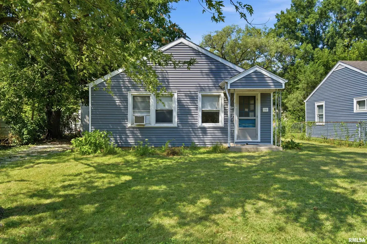 1705 N BOURLAND AVE, Peoria, IL 61604