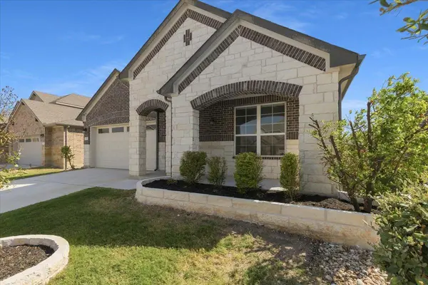 432 Deerpath ST, Leander, TX 78641