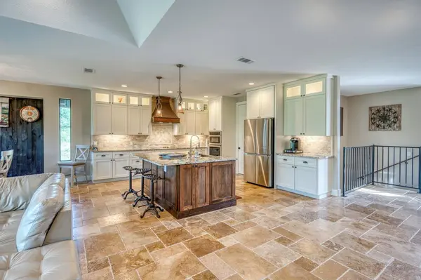 1504 Desert Sun, Horseshoe Bay, TX 78657