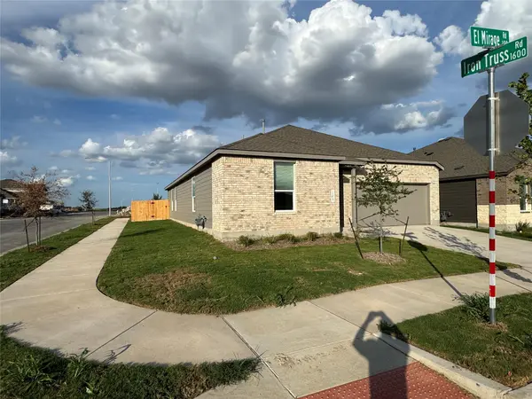 105 El Mirage RD, San Marcos, TX 78666