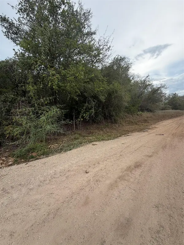 223 Mokulua LN, Bastrop, TX 78602