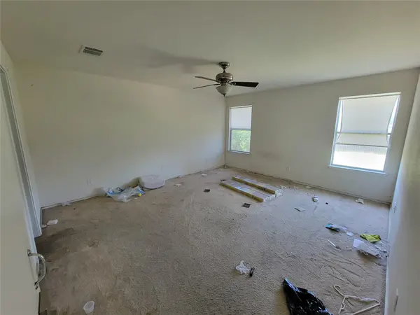 407 Saul ST, Hutto, TX 78634