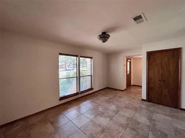 6802 Township TRL, Austin, TX 78759