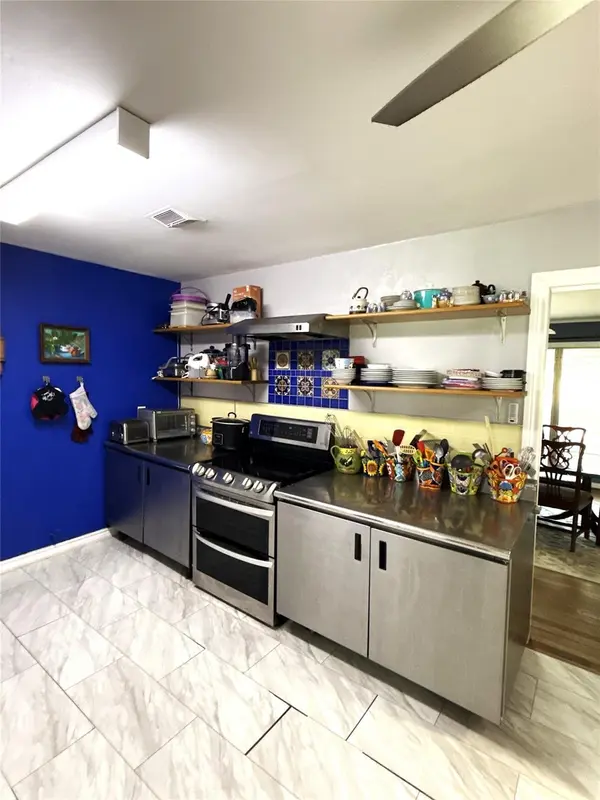 2105 Vogel Ave, Rockdale, TX 76567