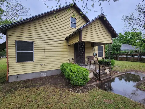 808 Montopolis DR, Austin, TX 78741