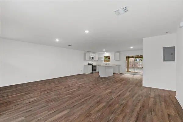 5307 Village TRL, Austin, TX 78744