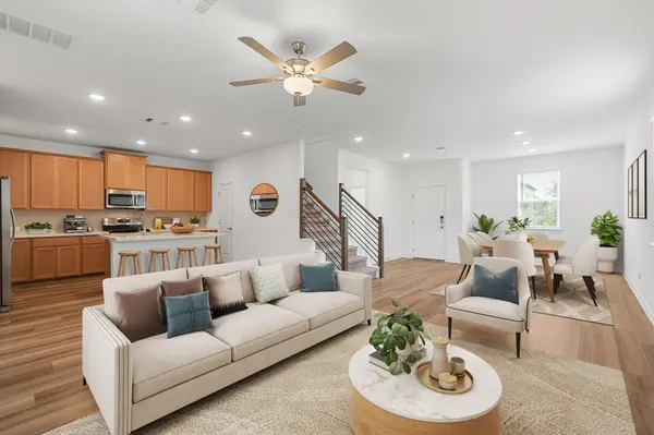 223 Flowers Ave, Hutto, TX 78634