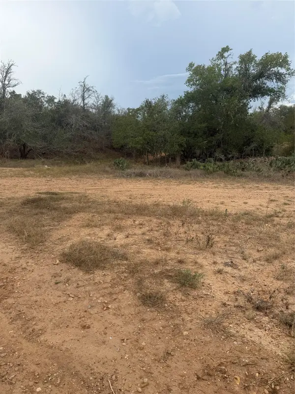 309 Kahana LN, Bastrop, TX 78602