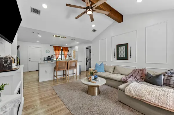 308 River Hills DR, San Marcos, TX 78666