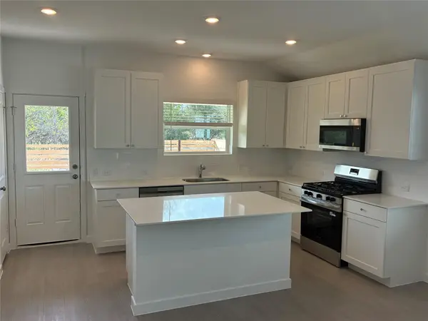 125 PARSONS, Kyle, TX 78640