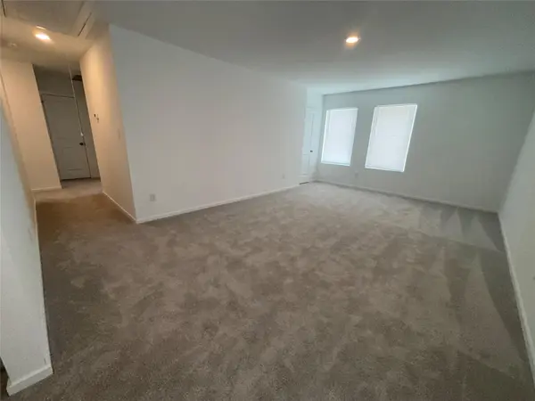 120 Spotbill CT, Uhland, TX 78640