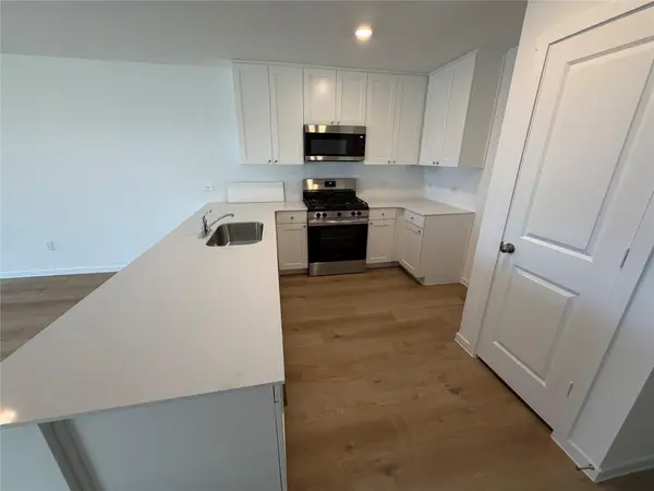 108 Twins TRL, Hutto, TX 78634