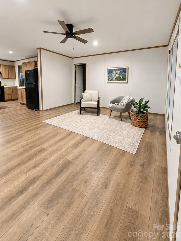 947 Jay Burke RD, Taylorsville, NC 28681
