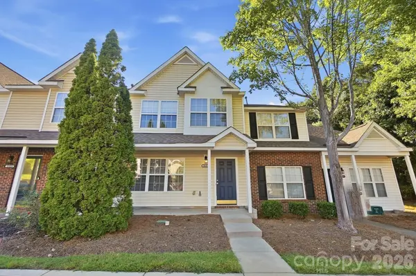 11214 Grass Field RD, Charlotte, NC 28213