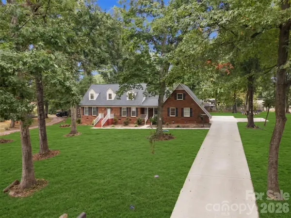 709 Woodside DR, Kings Mountain, NC 28086
