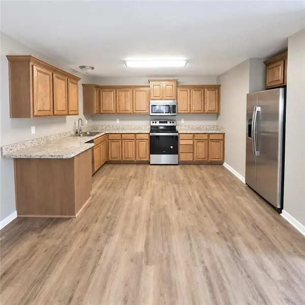 899 W Gay ST, Warrensburg, MO 64093