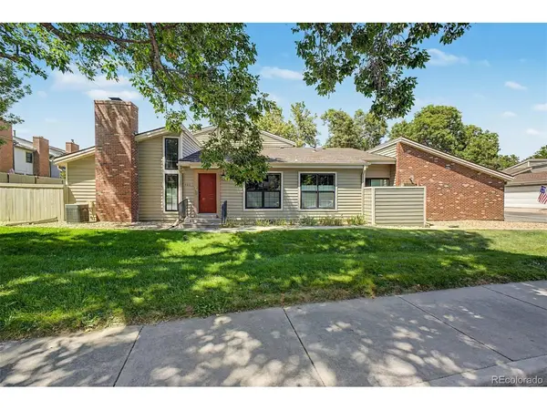7925 W Layton #400, Littleton, CO 80123