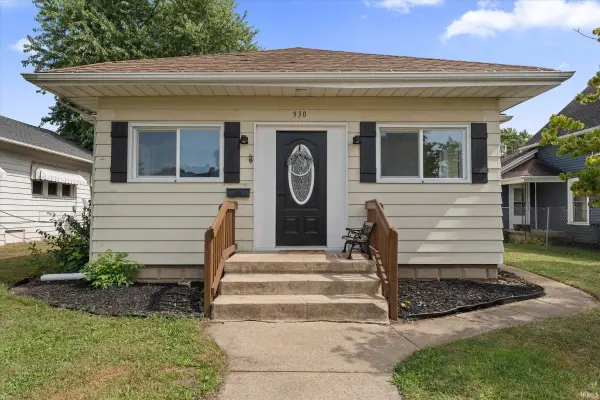 930 S 28th ST, South Bend, IN 46615