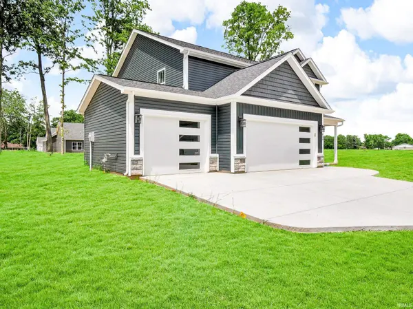 820 Hackberry CT, Frankfort, IN 46041