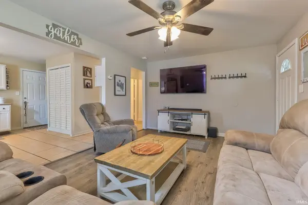 1829 Monroe AVE, Evansville, IN 47714-2914