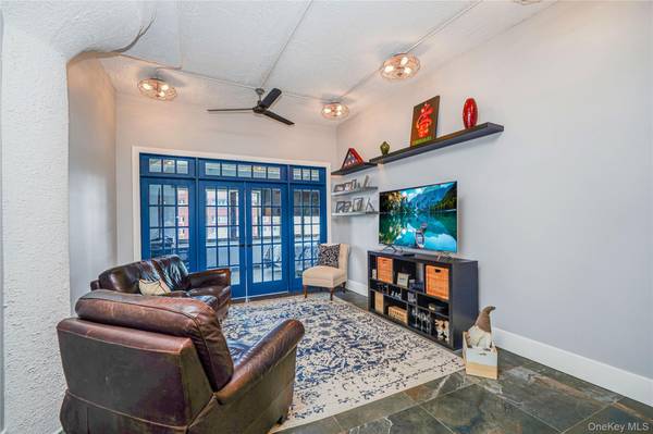 10 Bay Street Landing #7K, Staten Island, NY 10301