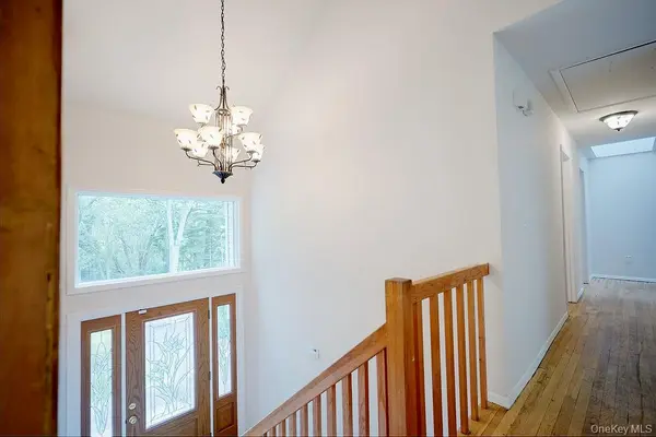 247 Dogwood DR, Wading River, NY 11792