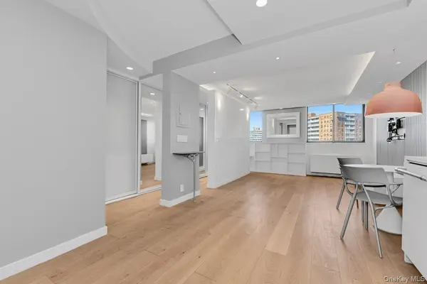 62-54 97th PL #9M, Rego Park, NY 11374