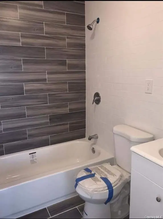 1857 Holland AVE, Bronx, NY 10462