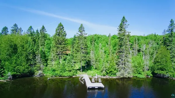 38 Sawmill Ln, Lutsen, MN 55612