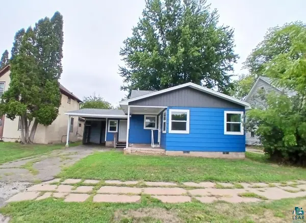 605 Commercial Ave, Sandstone, MN 55072