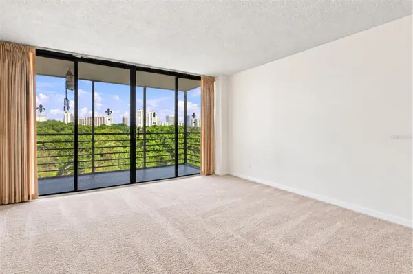 20400 W COUNTRY CLUB DR #609, Aventura, FL 33180