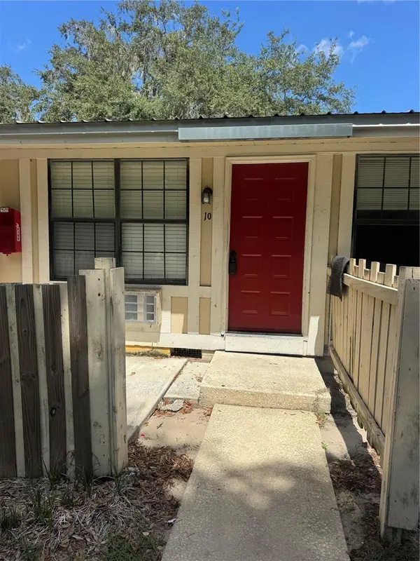 420-420 MILLS ST #10, Leesburg, FL 34748
