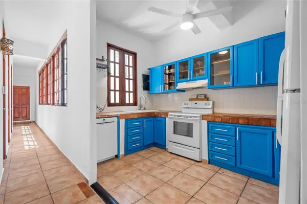353 CALLE DE LA LUNA #301, San Juan, PR 00901