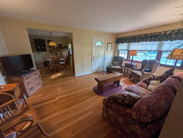 106 N Turner DR, Mahomet, IL 61853