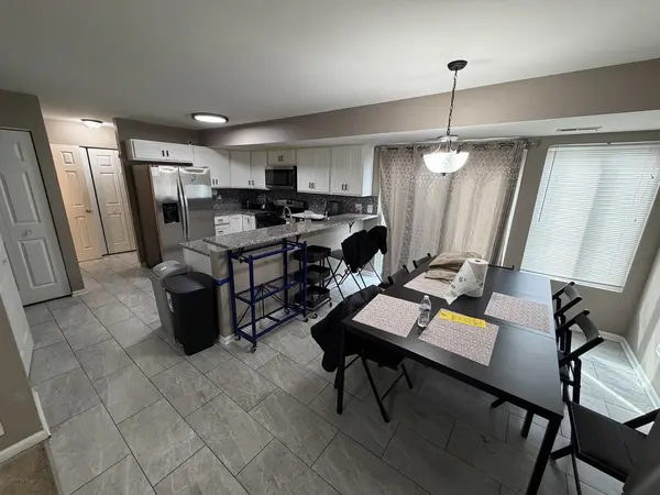 1369 Taylor RD, Romeoville, IL 60446