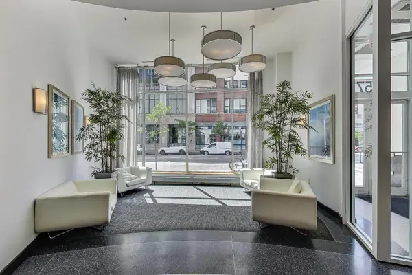 757 N Orleans ST #707, Chicago, IL 60654