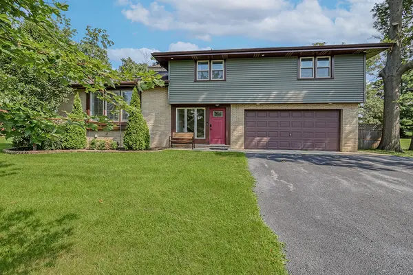 7920 W 139th ST, Orland Park, IL 60462