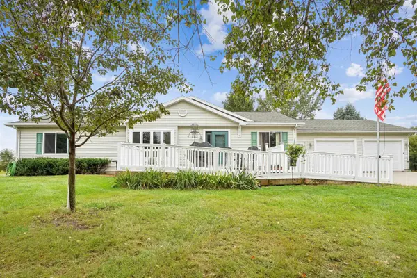 3455 Jepsen RD, Cedar Falls, IA 50613